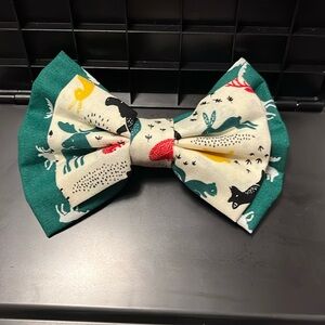 Evergreen moose double bow